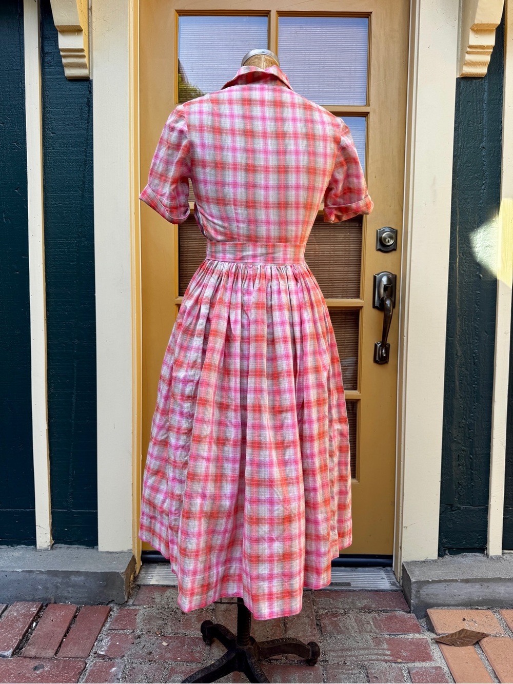 50s-60s Vintage Pink Plaid Shirtwaist Dress Sz Xs - Picture 2 of 6